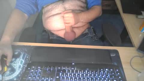 Snapshot of currycake chatting on November 7, 2025, 1:33 pm currycake online show from November 7, 2025, 1:33 pm