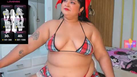 Snapshot of curvy_beauty_ chatting on October 23, 2025, 11:31 am Hanna online show from October 23, 2025, 11:31 am