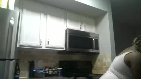 Snapshot of curvyychocolate chatting on February 4, 2025, 6:14 am curvyychocolate online show from February 4, 2025, 6:14 am