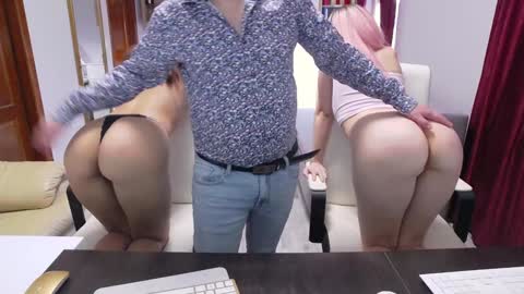 Snapshot of cute00kiara chatting on February 26, 2025, 12:58 pm  and follow twittercute00kiara2 online show from February 26, 2025, 12:58 pm