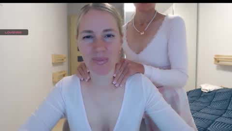Snapshot of cute_lion_ chatting on October 8, 2025, 3:31 pm cute_lion_ online show from October 8, 2025, 3:31 pm