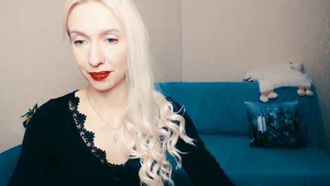 Snapshot of cute_smile_shy chatting on December 26, 2024, 8:11 pm cute_smile_shy online show from December 26, 2024, 8:11 pm