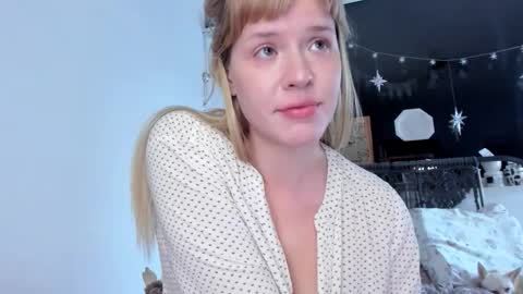 Snapshot of cuteasfuck_ chatting on September 11, 2025, 12:16 pm Amy online show from September 11, 2025, 12:16 pm