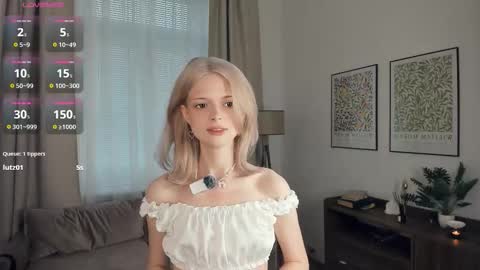 Alice online show from October 12, 2025, 8:24 am