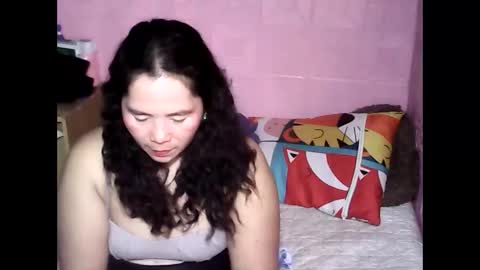Snapshot of cutehornymom chatting on October 13, 2025, 5:35 pm cutehornymom online show from October 13, 2025, 5:35 pm