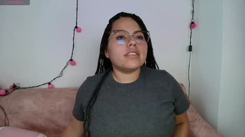 Snapshot of cutejess45 chatting on January 12, 2025, 10:33 pm tell me jess   online show from January 12, 2025, 10:33 pm