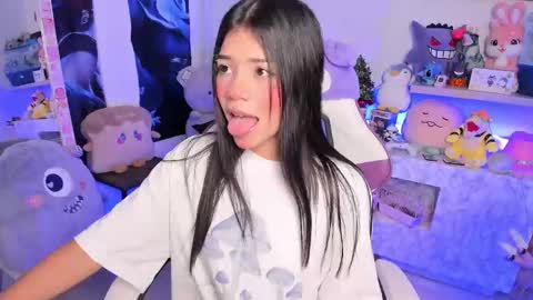Snapshot of cutestephuwu chatting on February 3, 2025, 10:54 pm  - independent model online show from February 3, 2025, 10:54 pm