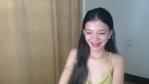 Snapshot of cutie_cristelle chatting on November 8, 2025, 7:52 am cutie_cristelle online show from November 8, 2025, 7:52 am