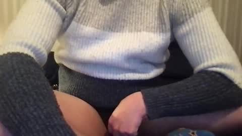 Snapshot of cuttop2373844 chatting on February 27, 2025, 7:37 pm cuttop2373844 online show from February 27, 2025, 7:37 pm