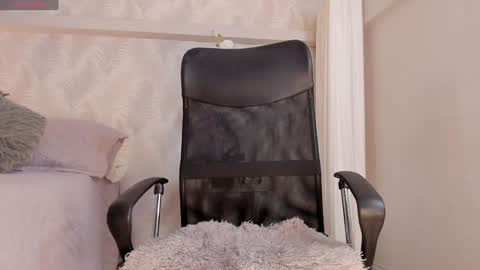 Snapshot of cyntia_adams chatting on December 27, 2024, 7:46 pm cyntia_adams online show from December 27, 2024, 7:46 pm