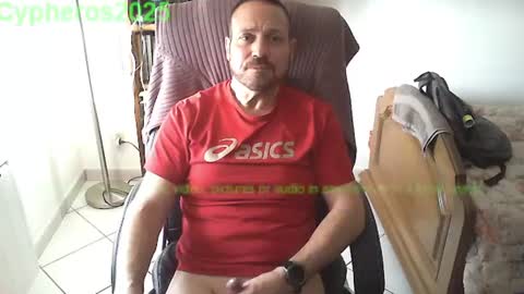 Snapshot of cypheros2025 chatting on February 20, 2025, 9:55 am Chris online show from February 20, 2025, 9:55 am