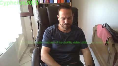 Snapshot of cypheros2025 chatting on September 19, 2025, 9:32 am Chris online show from September 19, 2025, 9:32 am
