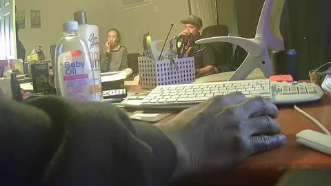 Snapshot of da_c_e_a_c_k_s chatting on November 16, 2025, 10:15 pm Da C E A C K S online show from November 16, 2025, 10:15 pm