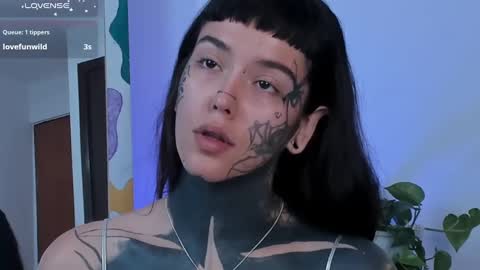 Snapshot of daarlene chatting on March 9, 2025, 1:26 pm Darlene online show from March 9, 2025, 1:26 pm