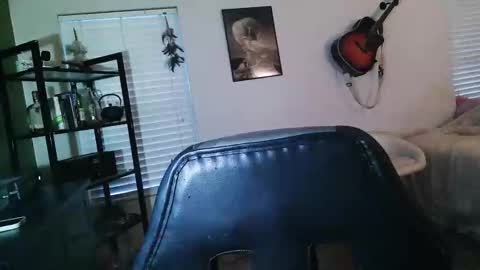 Snapshot of daddy_coal chatting on November 8, 2025, 10:52 pm Daddy Cole online show from November 8, 2025, 10:52 pm