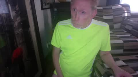 Snapshot of daddy_mack_treats_you chatting on September 13, 2025, 10:31 pm daddy_mack_treats_you online show from September 13, 2025, 10:31 pm