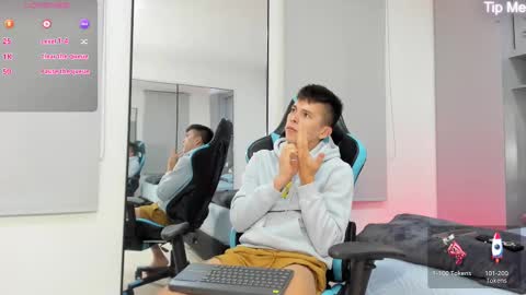 Snapshot of daddyrich4u chatting on September 10, 2025, 12:21 am daddyrich4u online show from September 10, 2025, 12:21 am