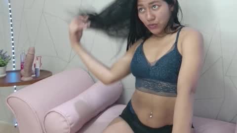 Snapshot of dafne_2 chatting on October 27, 2025, 2:10 pm DAFNE 2 online show from October 27, 2025, 2:10 pm