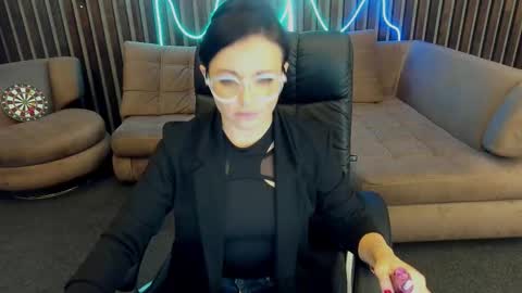 Dafni Mon online show from September 21, 2025, 5:20 am