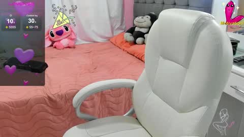 Snapshot of dahian_carter chatting on December 5, 2024, 12:00 pm Dahian online show from December 5, 2024, 12:00 pm