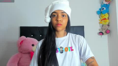 Snapshot of dahiangomezz chatting on December 6, 2024, 5:22 pm online show from December 6, 2024, 5:22 pm