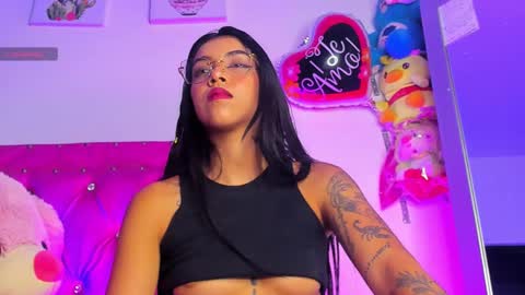 Snapshot of dahiangomezz chatting on February 6, 2025, 9:32 am online show from February 6, 2025, 9:32 am