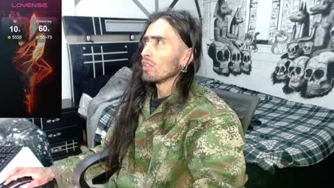 Snapshot of daimon_rock01 chatting on January 27, 2025, 3:37 am felipe online show from January 27, 2025, 3:37 am