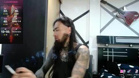Snapshot of daimon_rock01 chatting on October 27, 2025, 8:13 pm felipe online show from October 27, 2025, 8:13 pm