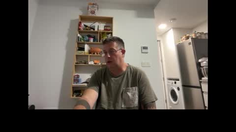 Snapshot of daitarniii chatting on November 16, 2025, 12:27 am daitarniii online show from November 16, 2025, 12:27 am