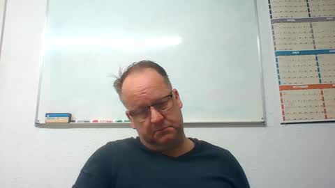 Snapshot of dallastxguy74 chatting on December 13, 2024, 4:11 am dallastxguy74 online show from December 13, 2024, 4:11 am