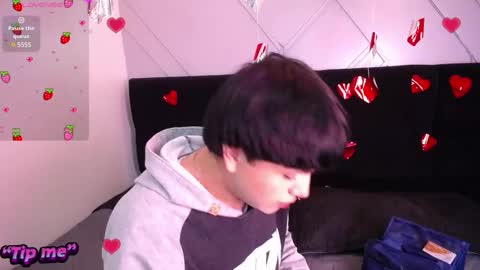 Snapshot of dalmonn_lennoxx chatting on February 13, 2025, 6:48 pm dalmonn lennoxx online show from February 13, 2025, 6:48 pm