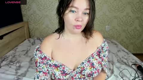 Snapshot of danajhonson chatting on January 2, 2025, 2:43 am danajhonson online show from January 2, 2025, 2:43 am