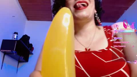Snapshot of daneshka_naughty chatting on October 4, 2025, 12:30 am DANESHKA online show from October 4, 2025, 12:30 am