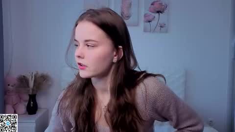 Snapshot of dangerouss_lady chatting on September 17, 2025, 4:58 am Eva online show from September 17, 2025, 4:58 am