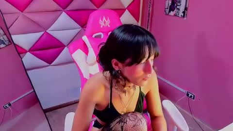 Snapshot of dani_dream chatting on September 12, 2025, 3:01 pm dani_dream online show from September 12, 2025, 3:01 pm