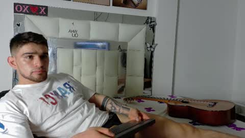 Snapshot of daniel_ova chatting on March 4, 2025, 9:00 pm Sexy Dani online show from March 4, 2025, 9:00 pm