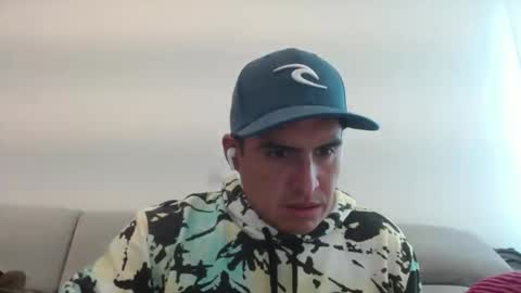 Snapshot of daniel_surfer chatting on January 10, 2025, 11:43 am Daniel  online show from January 10, 2025, 11:43 am