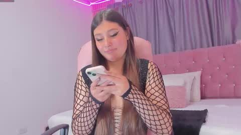 Snapshot of danielle_april chatting on September 16, 2025, 3:07 am Danielle online show from September 16, 2025, 3:07 am