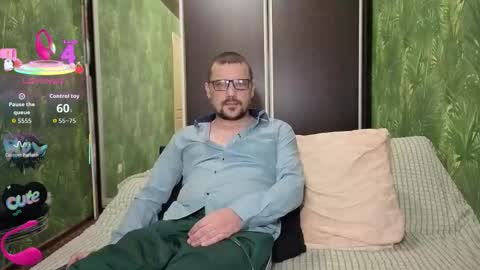 Snapshot of danielocool chatting on September 18, 2025, 7:10 am DanieloCool online show from September 18, 2025, 7:10 am