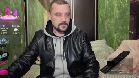 Snapshot of danielocool chatting on October 9, 2025, 8:12 am DanieloCool online show from October 9, 2025, 8:12 am