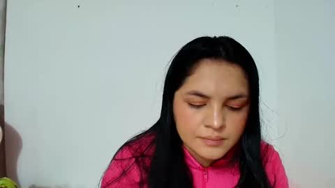 Snapshot of danna_1111 chatting on October 13, 2025, 7:25 pm danna online show from October 13, 2025, 7:25 pm