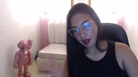 danna_sweet_s online show from October 23, 2025, 9:02 pm