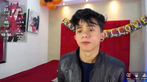 Snapshot of danny__santoro chatting on October 8, 2025, 12:58 pm Danny online show from October 8, 2025, 12:58 pm
