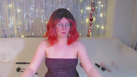 Snapshot of darkheto chatting on December 15, 2024, 12:28 pm Kelly online show from December 15, 2024, 12:28 pm