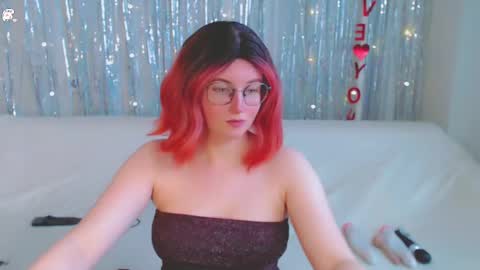 Snapshot of darkheto chatting on February 16, 2025, 9:48 am Kelly online show from February 16, 2025, 9:48 am