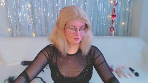 Snapshot of darkheto chatting on March 6, 2025, 6:30 am Kelly online show from March 6, 2025, 6:30 am