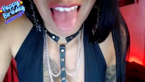 Snapshot of darkopalx chatting on November 14, 2025, 7:23 pm DARK OPAL online show from November 14, 2025, 7:23 pm