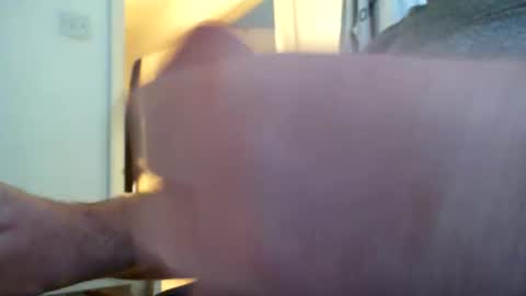 Snapshot of davesu12345 chatting on December 10, 2024, 9:12 am davesu12345 online show from December 10, 2024, 9:12 am