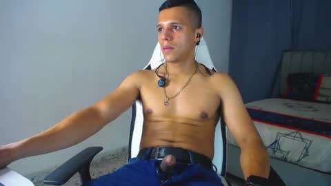 Snapshot of davisito7 chatting on October 1, 2025, 4:51 am David Angel online show from October 1, 2025, 4:51 am