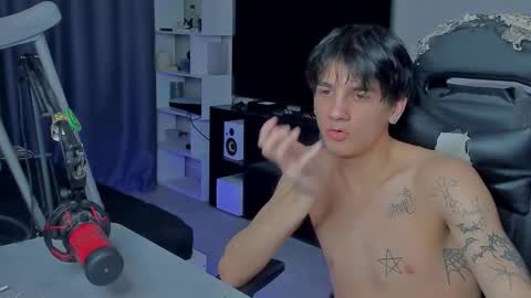 Snapshot of davisross chatting on September 11, 2025, 4:12 am davis online show from September 11, 2025, 4:12 am